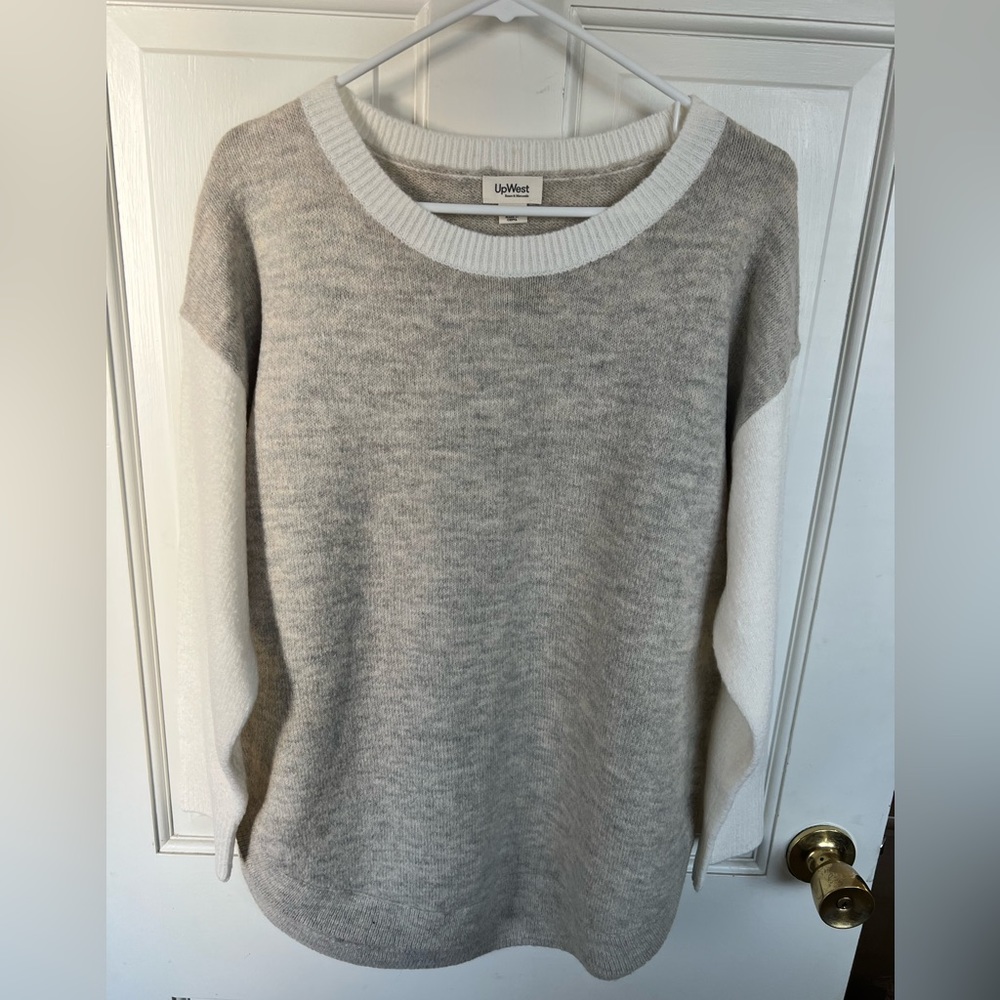 Women’s Sweater